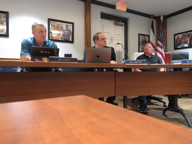 Ohio County Schools Committee Recommends School Start Times Be Pushed To Later